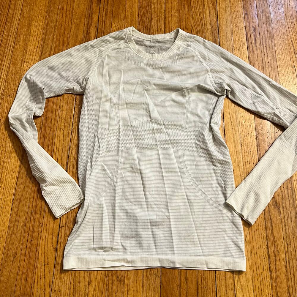 LuLuLemon Shirt Womens 6 Swiftly Tech Long Sleeve Performance Off White **